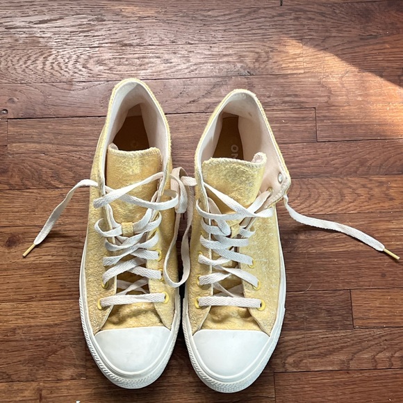 Converse Chuck Taylor Spring Hybrid Texture Jacquard Sneakers saturn gold Size 9 - Picture 3 of 7